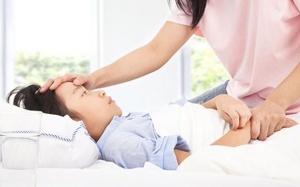 Nhận diện các bệnh nguy hiểm do virus ở trẻ em trong ngày hè
