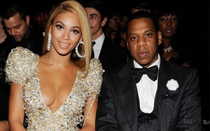 Những cặp đôi Hollywood lệch nhau về nhan sắc (P1)