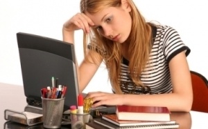 Cách giải tỏa căng thẳng cho người bệnh run vô căn