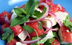 Salad dưa hấu, feta ngon khó cưỡng