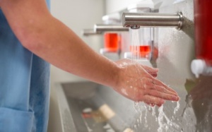 Infographic: 6 cách phòng vi khuẩn kháng thuốc tại bệnh viện