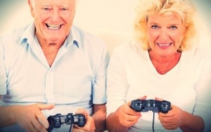 Chơi game giúp trị trầm cảm và tăng cường trí nhớ ở người già