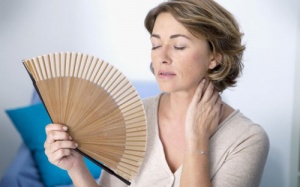 Những cách đối phó hiệu quả với triệu chứng mãn kinh