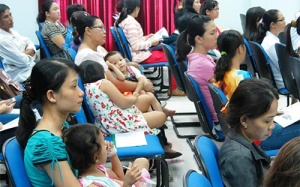 Mùa hè nặng nỗi lo suyễn trẻ em