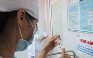 Trẻ tử vong sau tiêm ở Bến Tre không liên quan đến tiêm chủng