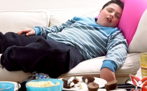 Tại sao nên ăn tối trước 19 giờ?