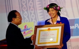 Ánh Viên được trao Huân chương Lao động hạng Nhì