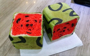 Tiệm bánh mì dưa hấu gây hiếu kỳ ở Đài Loan