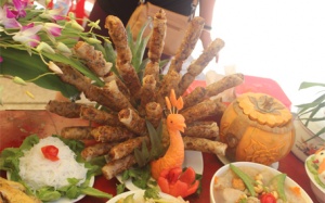 100 mâm cơm gia đình Việt đẹp như “rồng bay, phượng múa”