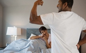 Đàn ông càng 'yếu', 'nổ' càng to