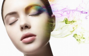 Tẩy trang bằng những nguyên liệu sẵn có trong nhà