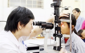 Trẻ em cũng bị đục thủy tinh thể