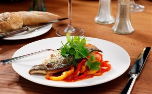 Đồ ăn nhà hàng khiến bạn... nhanh chết hơn!