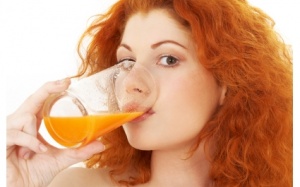 Uống nhiều nước cam dễ bị ung thư da
