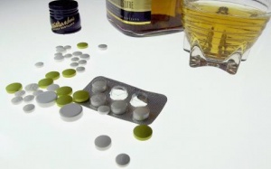 Uống thuốc với rượu - Hiểm họa khôn lường!