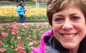 Ung thư là bệnh mạn tính thôi mà! Cứ vui đi!