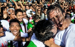 Ngày Hôn nhau Thế giới: Độc đáo Lễ hội Hôn ở Bali