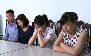 Thấy gì qua các vụ lừa xin việc làm?