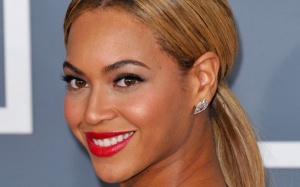 8 mẹo nhỏ giúp răng trắng bóng