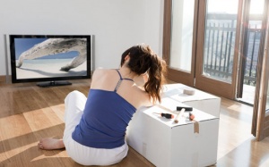 Phụ nữ xem TV nhiều dễ mắc ung thư