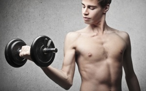 Đàn ông gầy làm sao tăng cân?