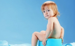 Vì sao bé luôn yếu bụng?