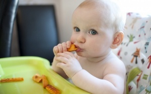 Bảng thực đơn ăn dặm theo phương pháp BLW: Mẹ nhàn, con vui