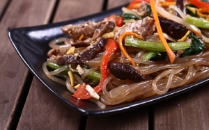 Đổi vị cùng miến trộn kiểu Hàn