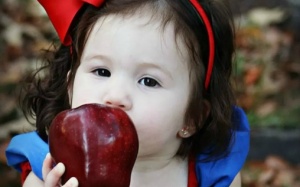 Xơ - Nước - Chơi: Bí quyết cho sức khỏe tiêu hóa trẻ em