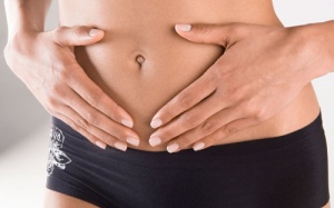 Ra máu bất thường giữa chu kỳ kinh có nguy hiểm?