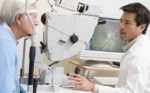 Bệnh cườm nước (glaucoma) có di truyền?