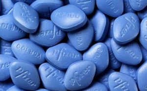Có nên mua Viagra online?