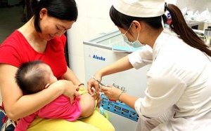 Thêm 2 vaccine mới tiêm chủng miễn phí cho trẻ