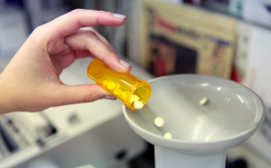 Có cần bổ sung vitamin D ở tuổi mãn kinh?
