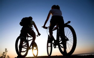 Đạp xe thường xuyên: Khỏe thân khỏe trí!