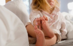 Chứng tự kỷ ở bé gái và những điều chưa biết