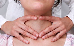 Vì sao cường giáp, nhược giáp đều cần bổ sung I-ốt?