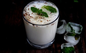 Lợi ích tuyệt vời của ButterMilk - món ngon Ấn Độ 