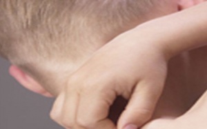 Cần tránh gì khi mắc bệnh mề đay?