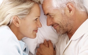 Mẹo cải thiện 'chuyện ấy' trong thời kỳ mãn kinh