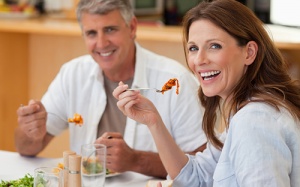 10 siêu thực phẩm phòng ngừa bệnh tim mạch cho phụ nữ mãn kinh