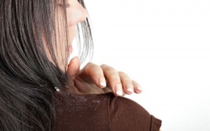 Trị gàu hiệu quả với những nguyên liệu dễ tìm