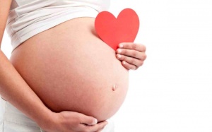 Bị bệnh tim có nên mang thai?