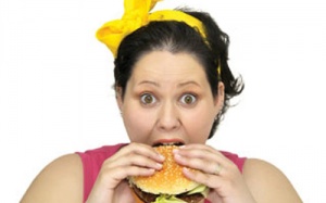 Ngăn ngừa mất kiểm soát cân nặng cho chị em U50 cách nào?