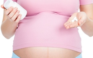 Phụ nữ có thai, cho con bú cần bổ sung cả sắt và đồng