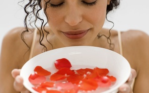 Liệu pháp mùi hương Aromatherapy: Thư giãn và trị bệnh tại nhà