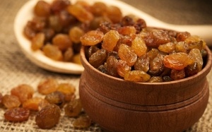 Nho khô: Tốt cho xương, răng và tiêu hóa