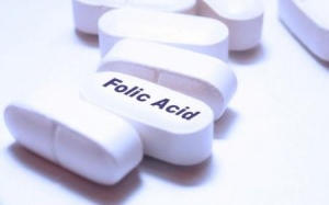 Phụ nữ bị động kinh bổ sung acid folic như thế nào?