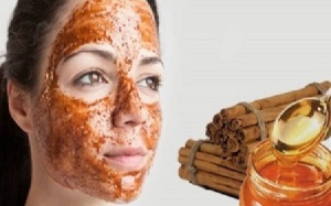 Trị sạch mụn, trẻ hóa làn da với bột quế và mật ong