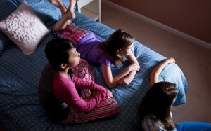 Xem TV khiến não sớm lão hóa